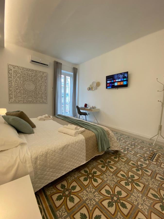 Hotel Cavour 221 - Central Station Bari Exterior foto