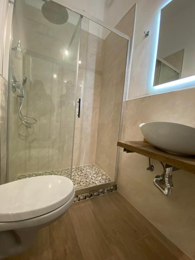 Hotel Cavour 221 - Central Station Bari Exterior foto